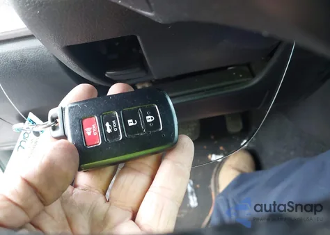 2016 Toyota Avalon Xle z USA, uszkodzony, nr VIN 4T1BK1EB7GU231981